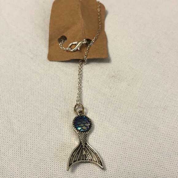 MERMAID TAIL NECKLACE - Picture 1 of 3